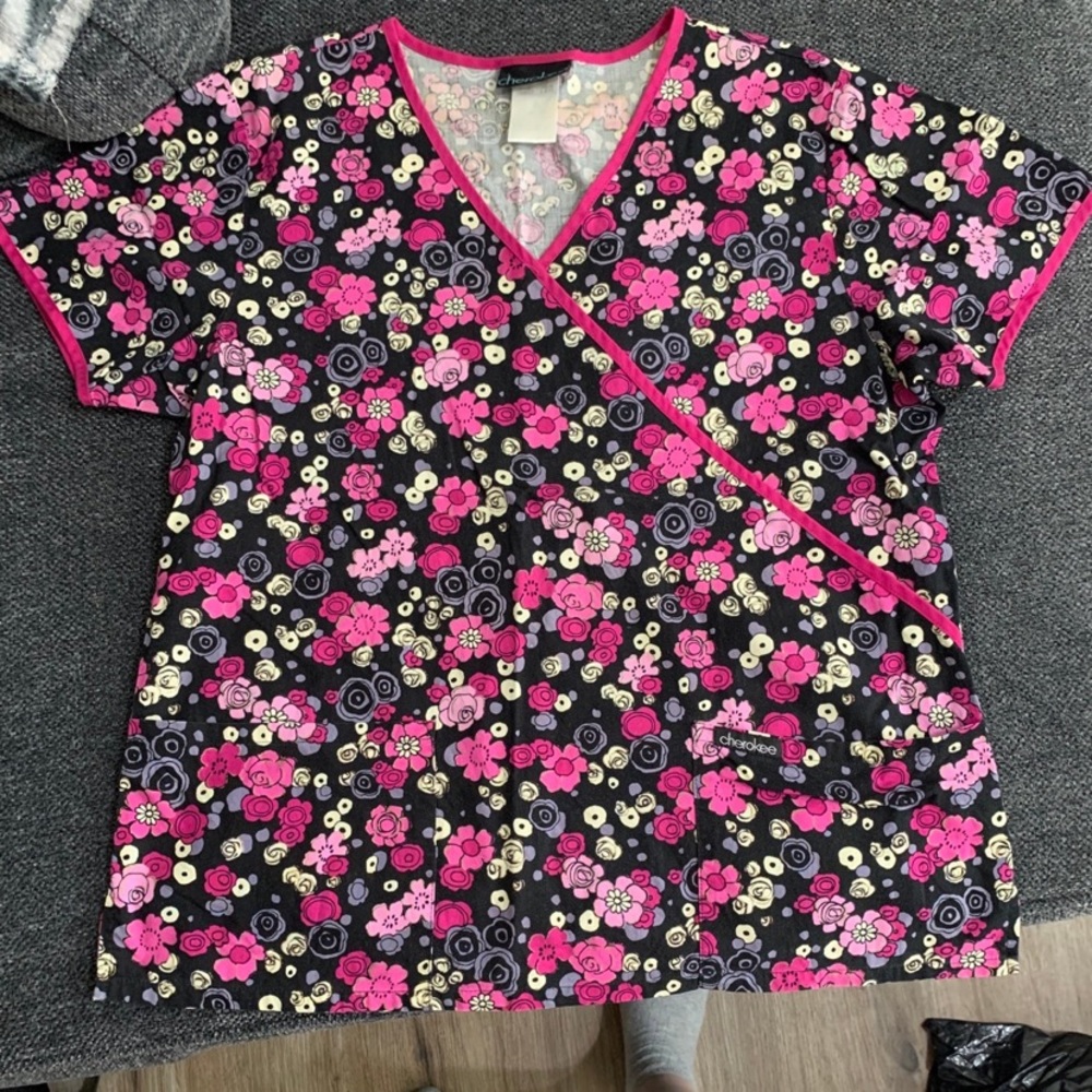 Women’s Scrub Top